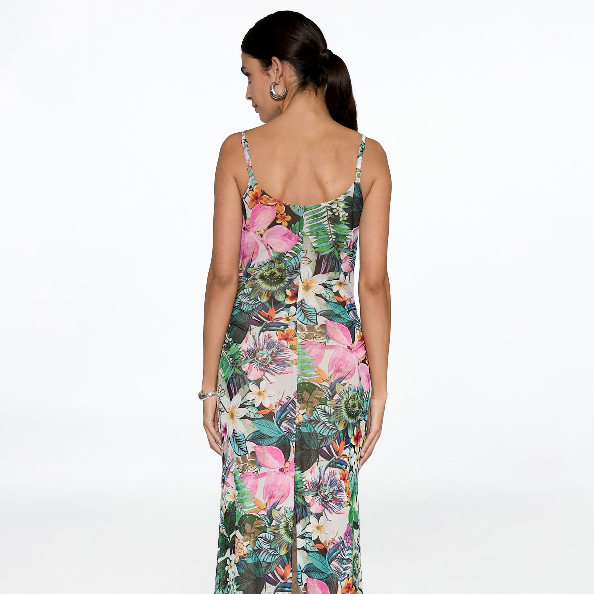 Vestido floral con escote drapeado