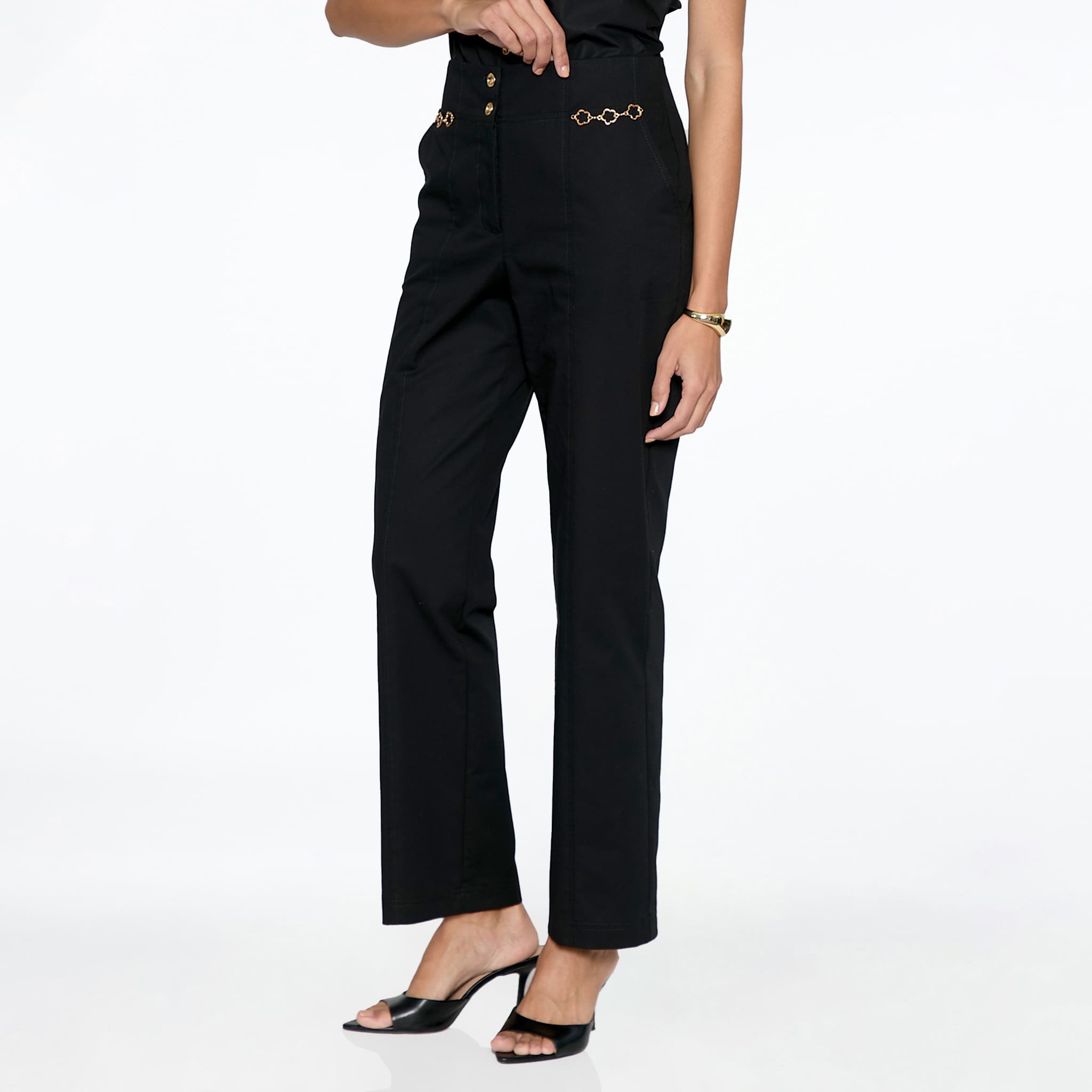 Pantalón Con Cadena de Flor