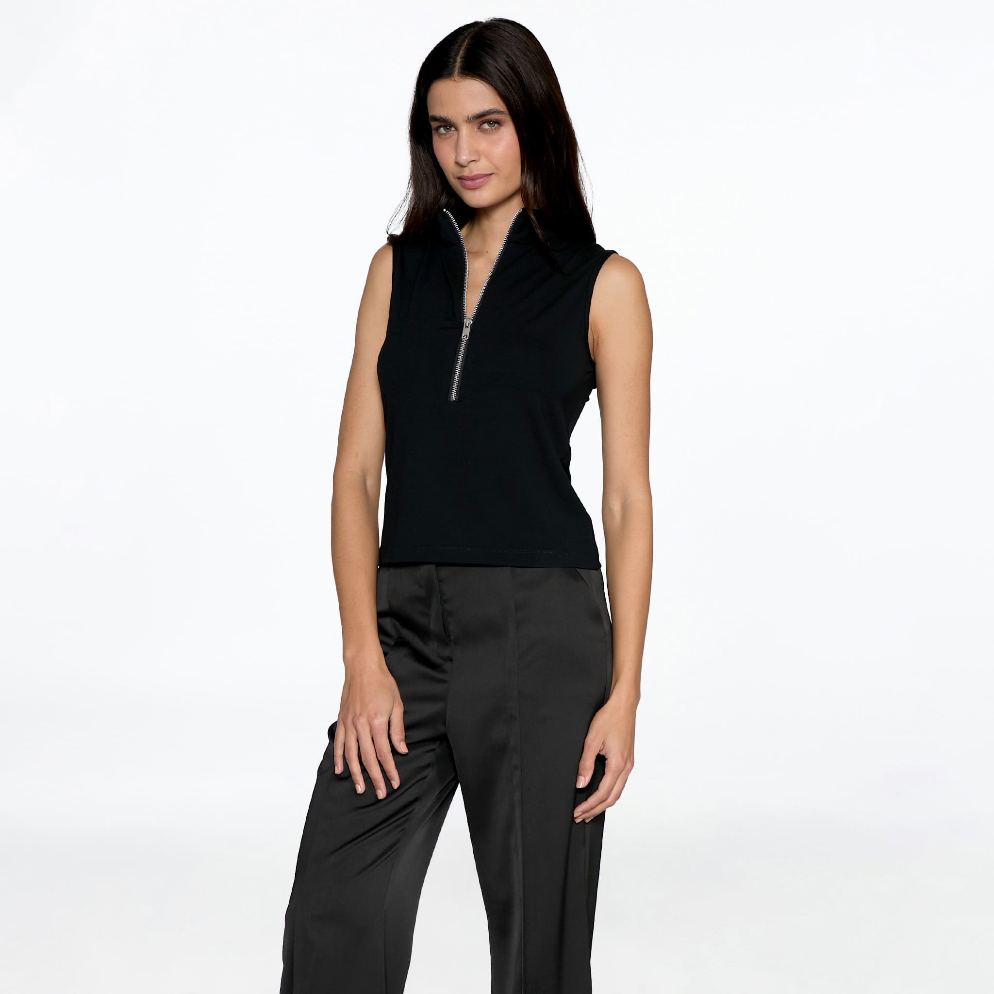 Blusa Blanca Cuello Alto Y Cierre Mujer