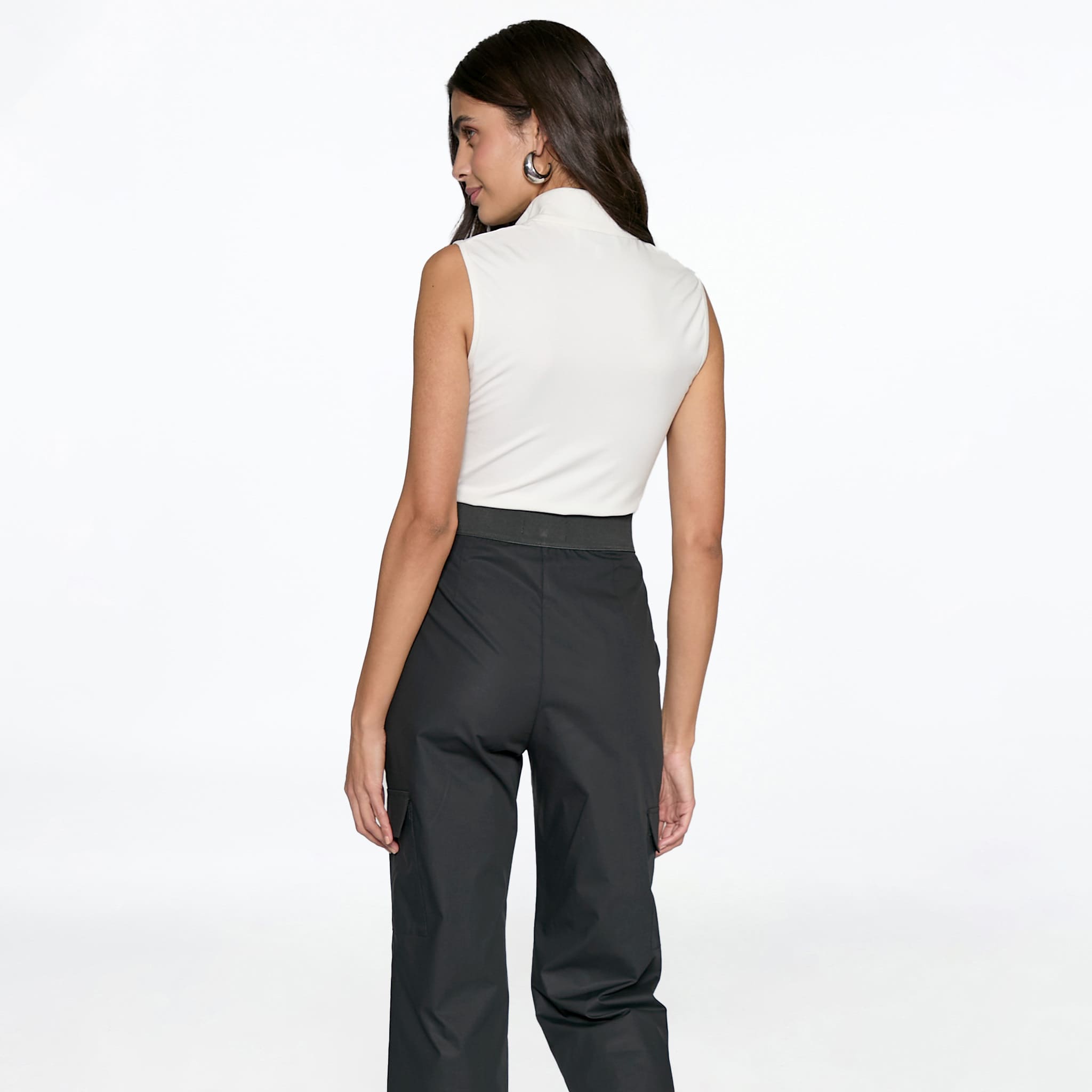 Blusa Blanca Cuello Alto Y Cierre Mujer