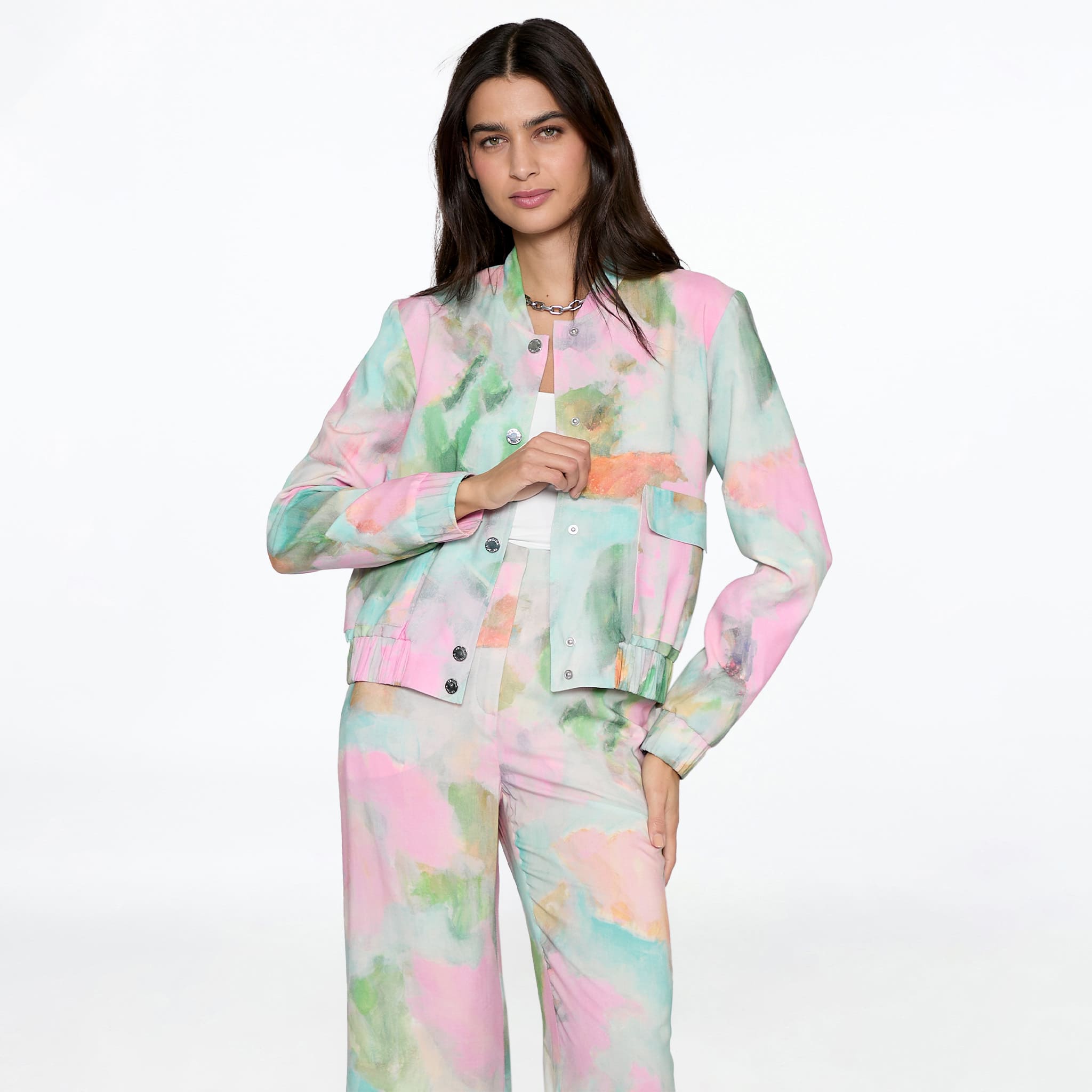 Chamarra bomber estampada