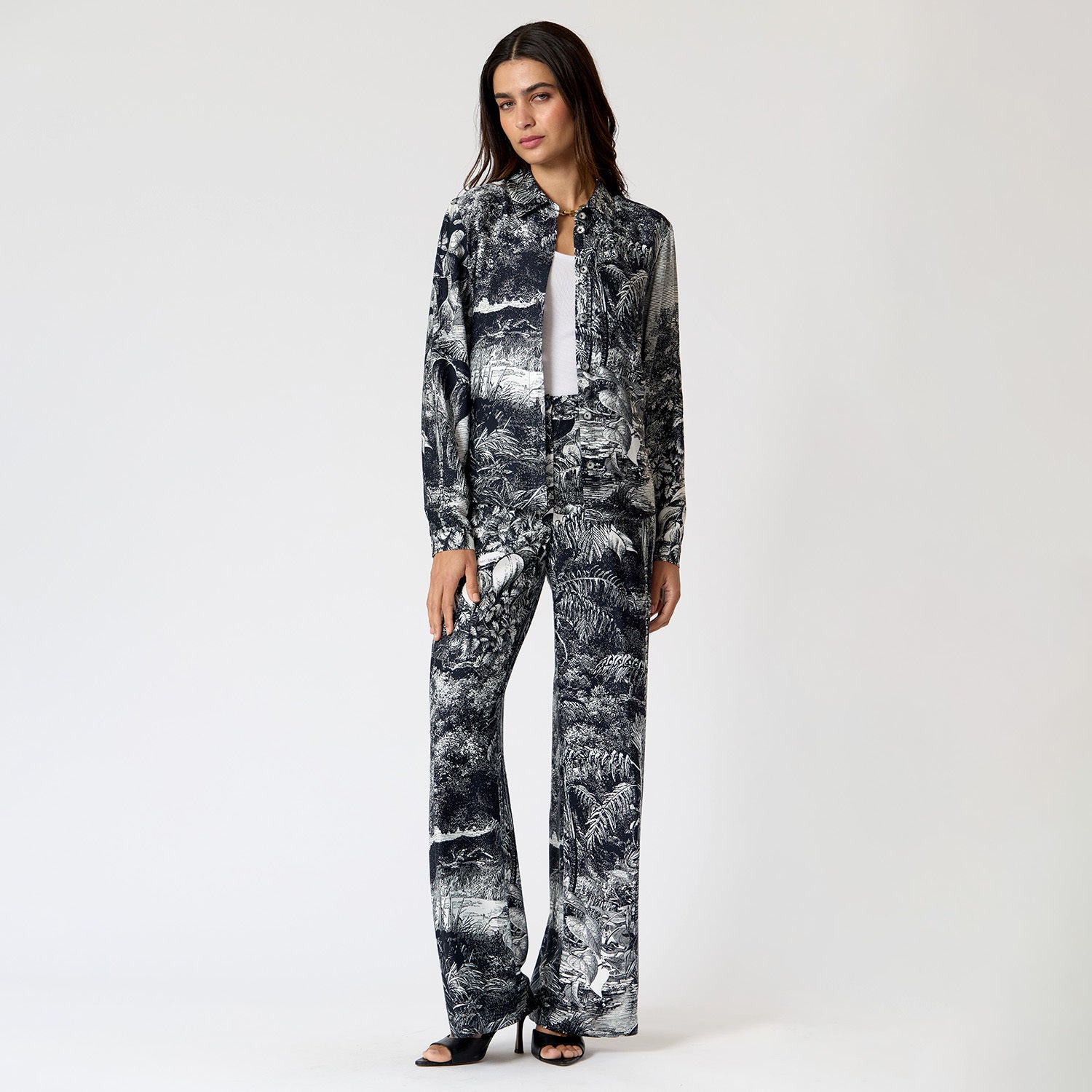 Blusa Camisera Negra