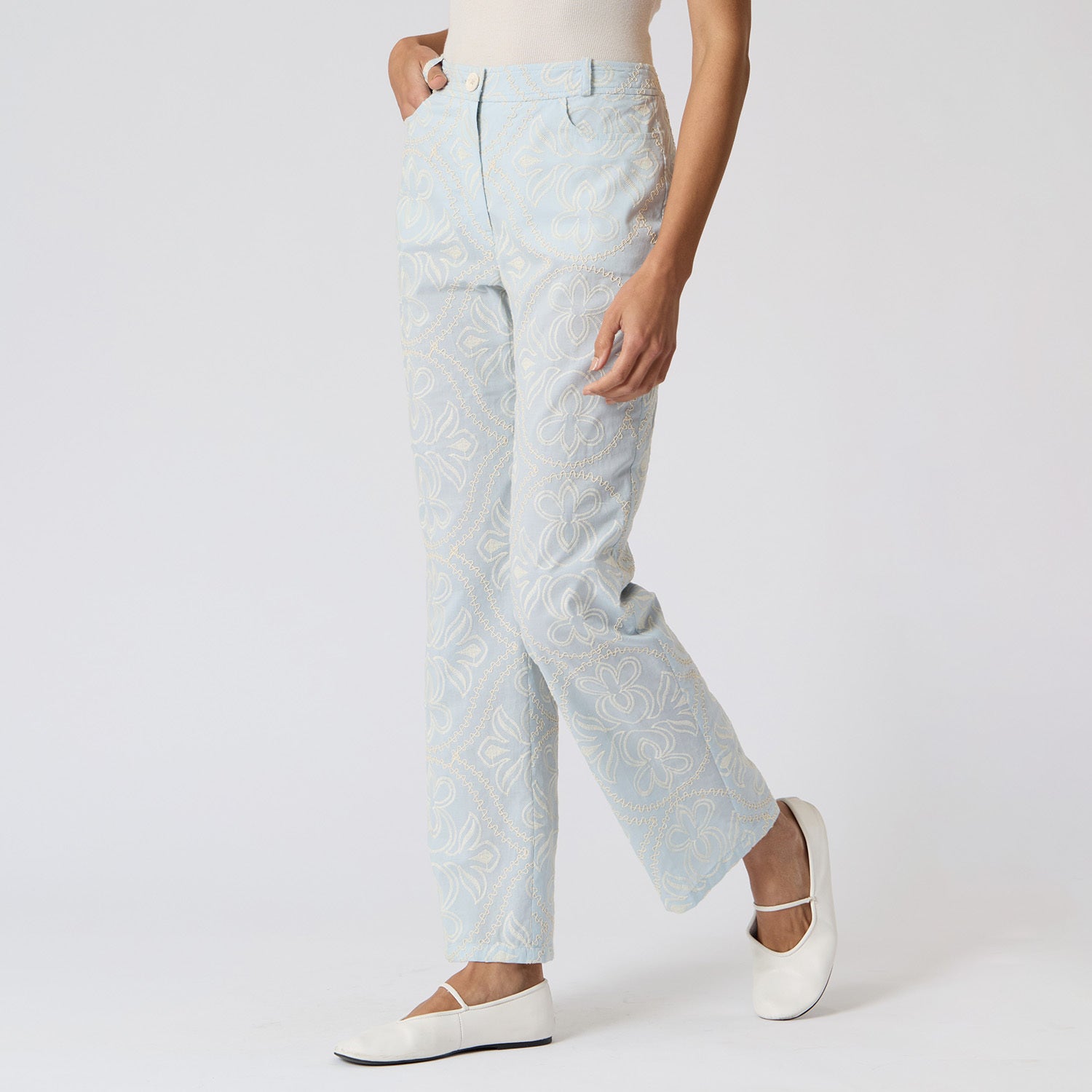 Pantalón Azul Cielo Bordado