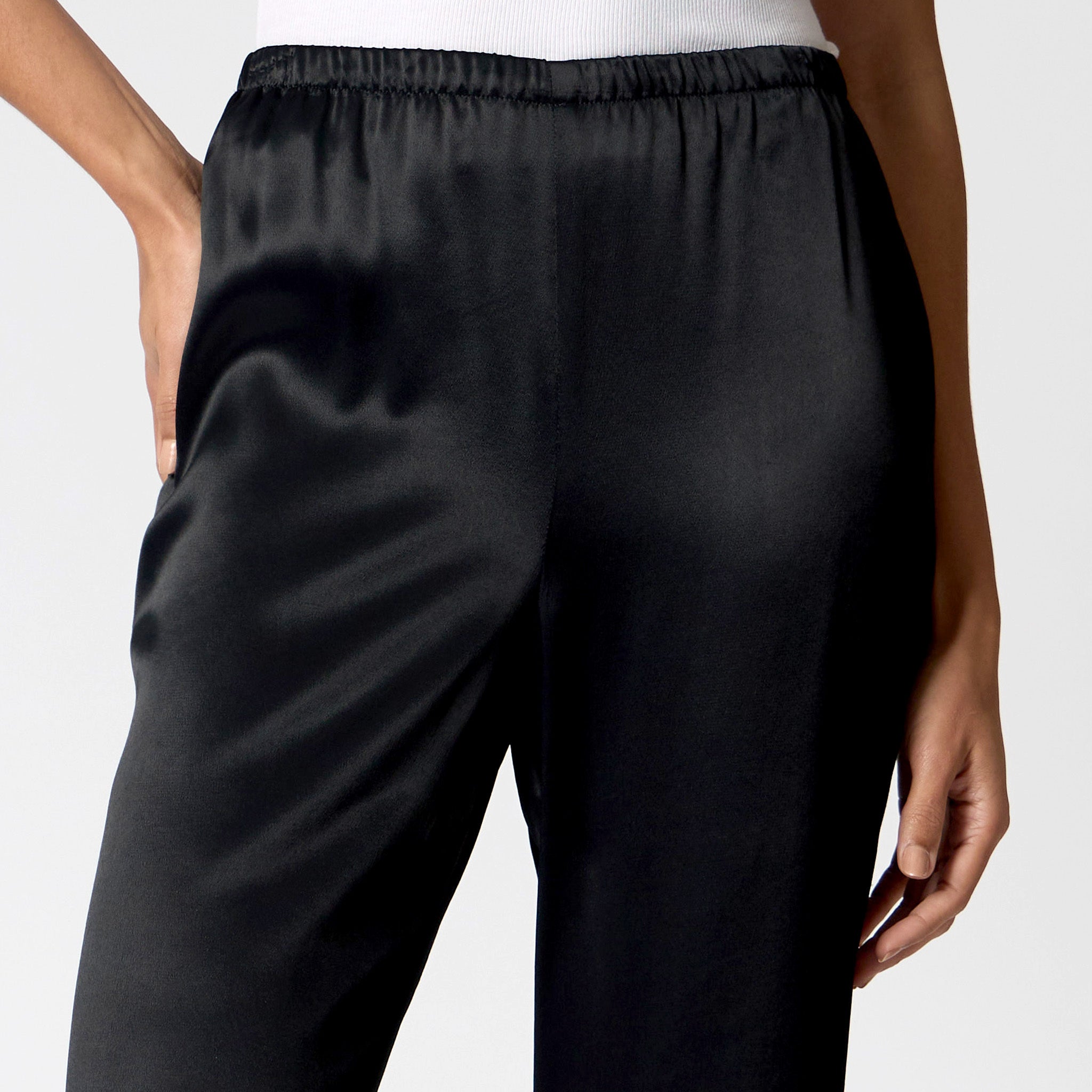 Pantalon Negro Satinado