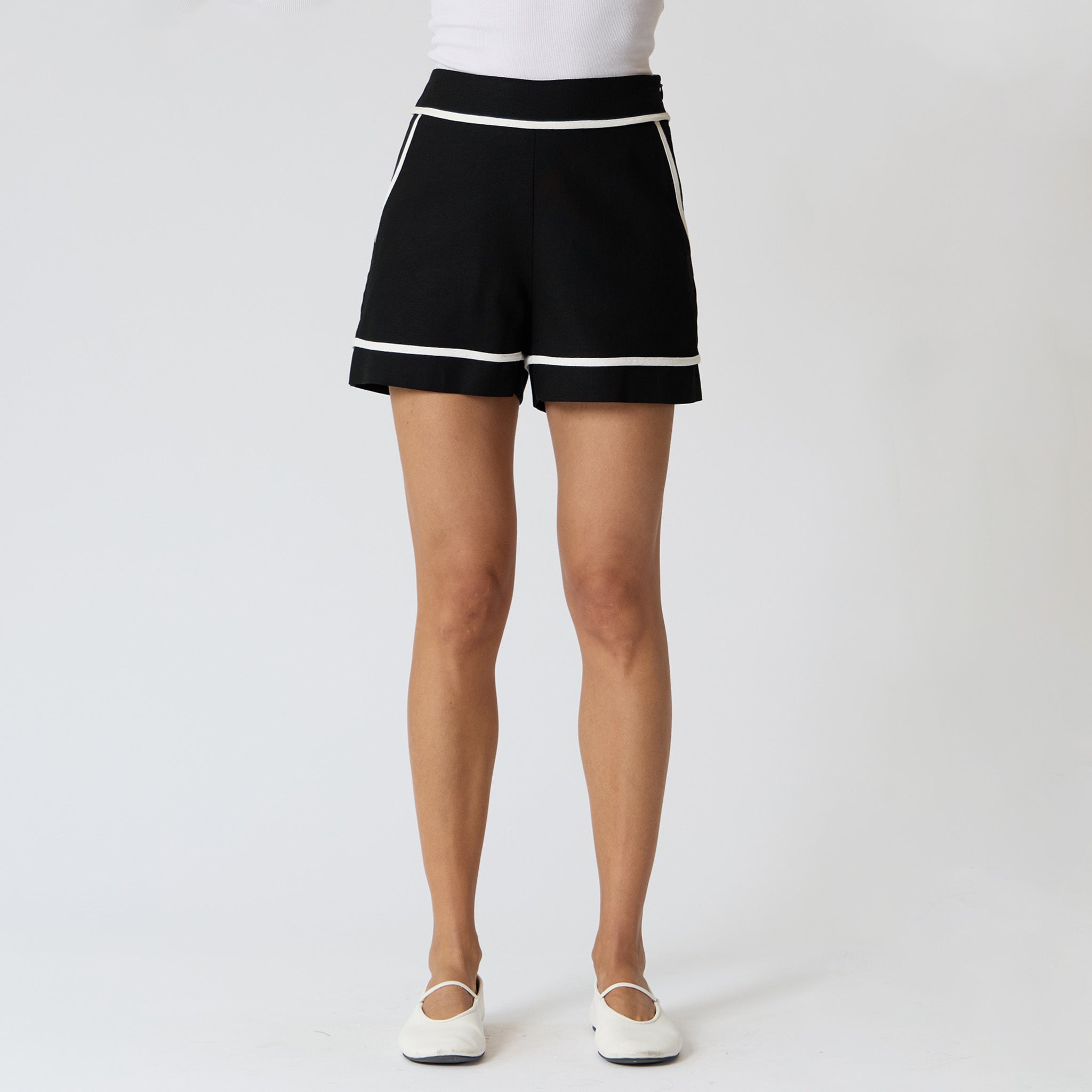 Short Negro Bies Blancos
