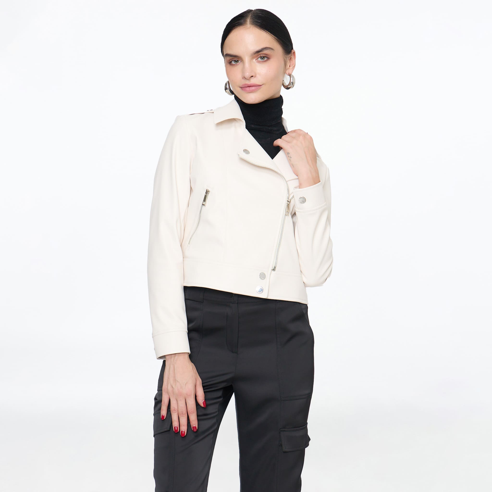 Chamarra biker hueso