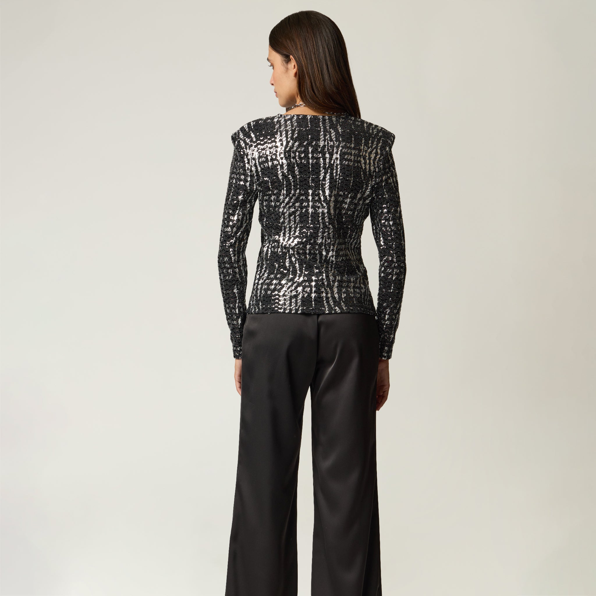 Blusa Negra Estampado Metálico