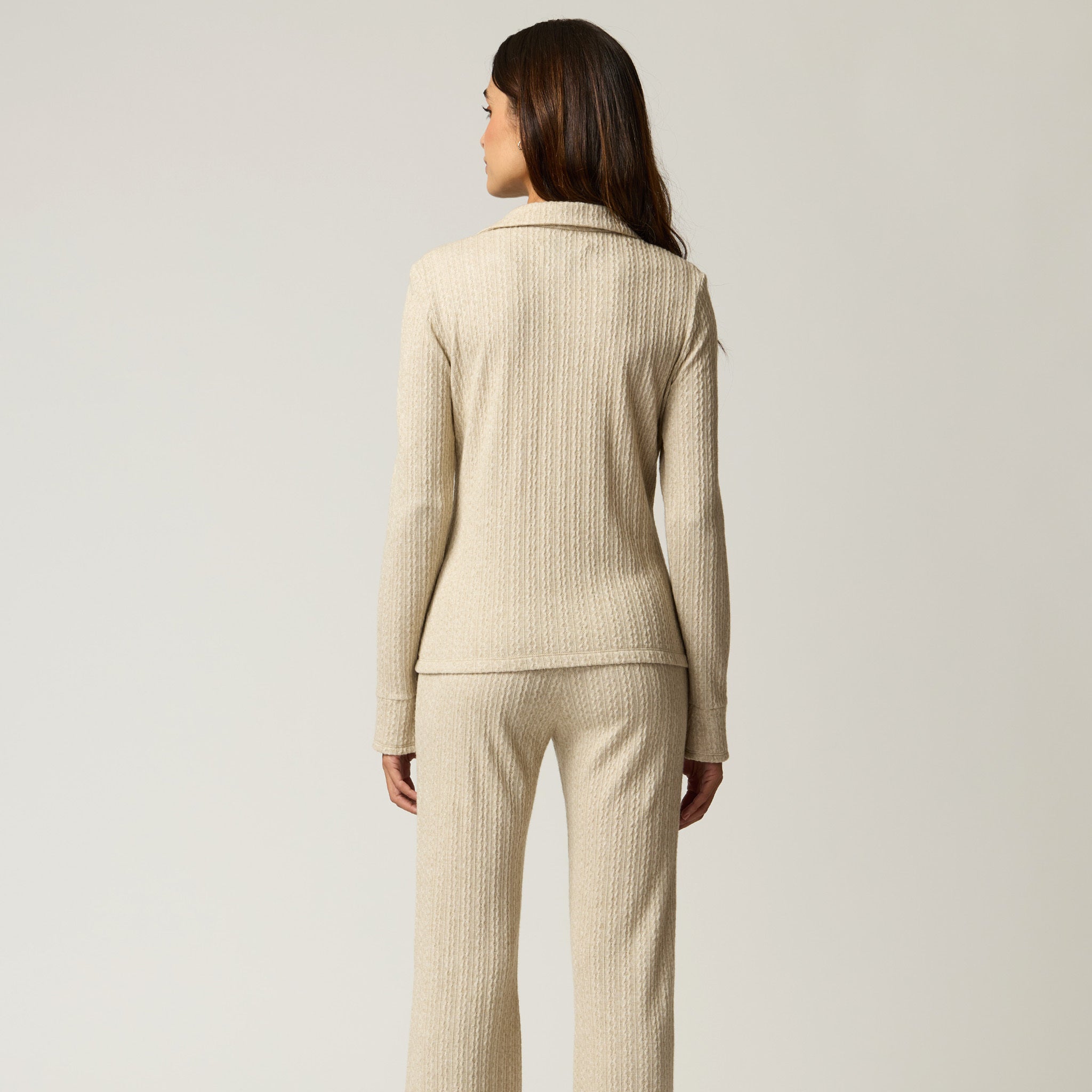 Sueter Beige de Punto Escote V