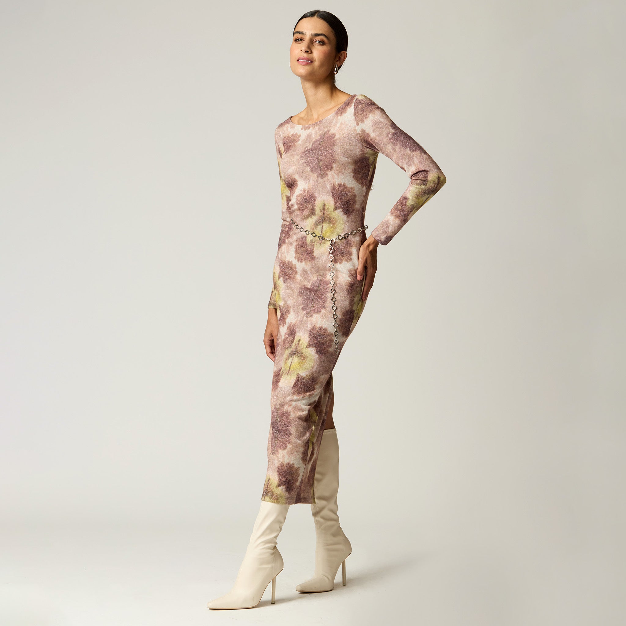 Vestido Beige con Abertura