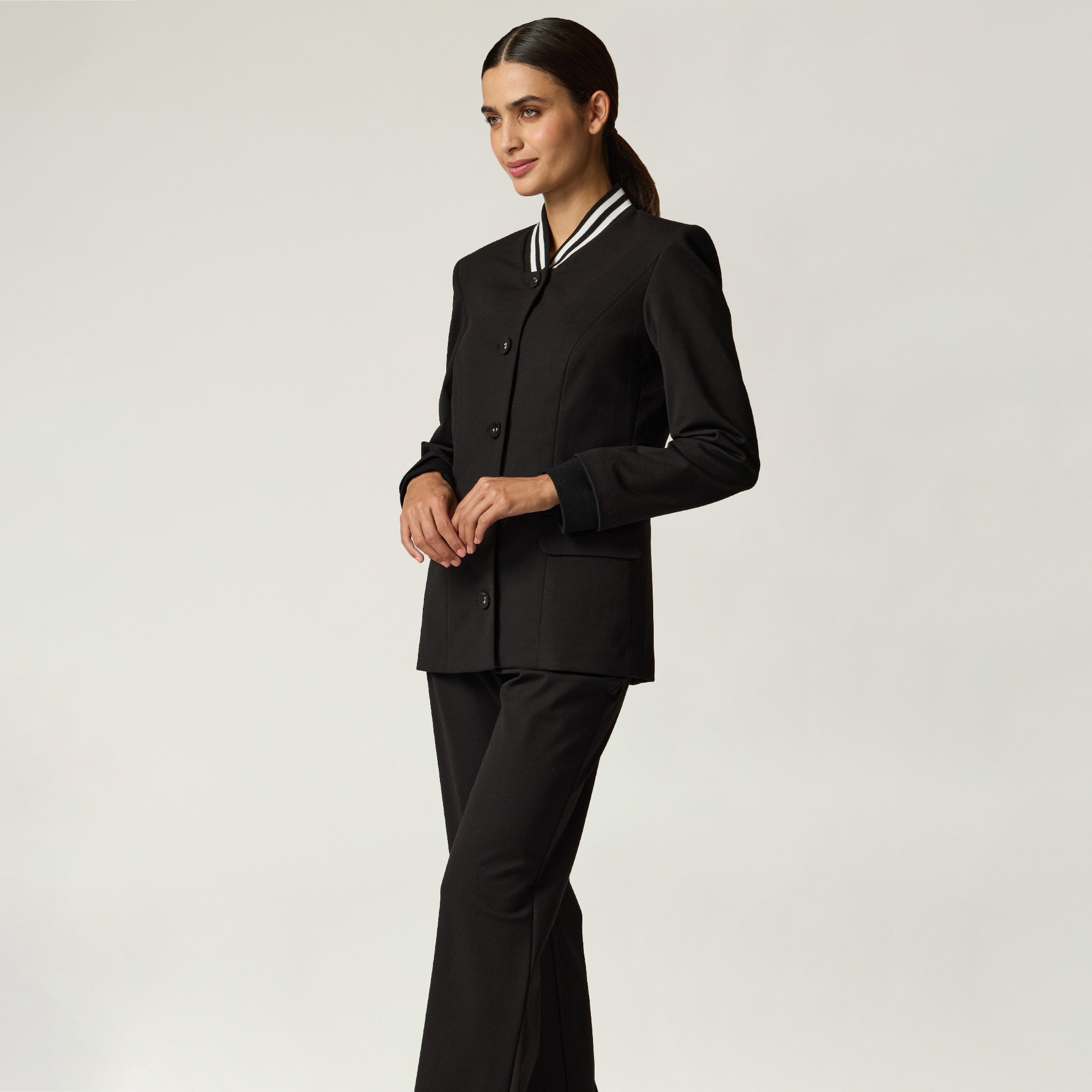 Saco Negro Escote V Criteria