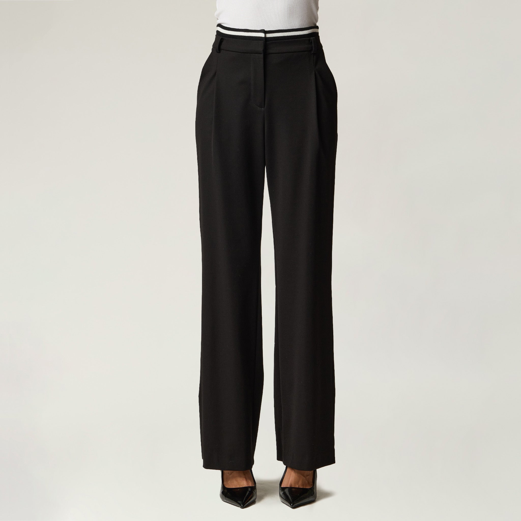 Pantalon Negro con Cierre Criteria