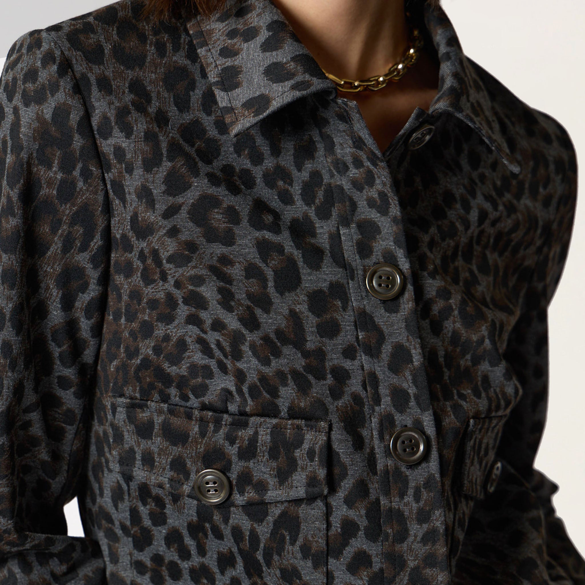Chamarra Gris Animal Print