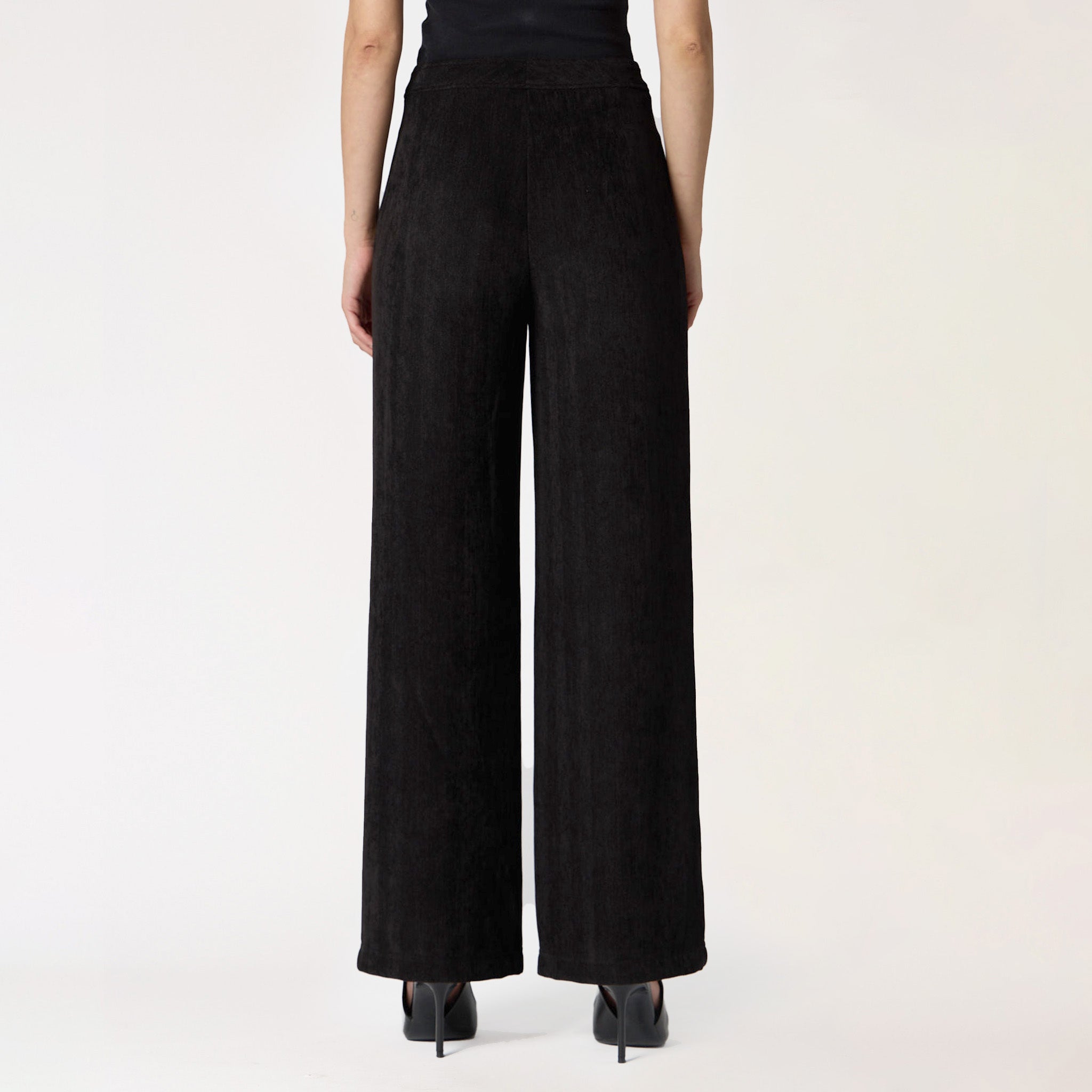 Pantalón Negro Liso