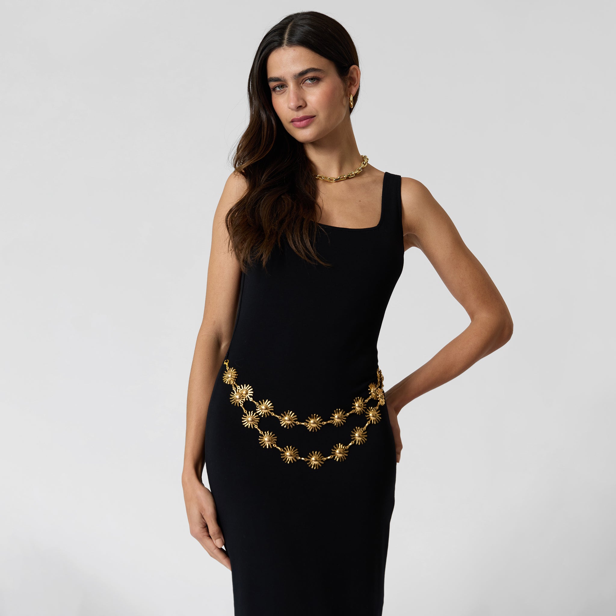 Vestido Negro Cinturon soles