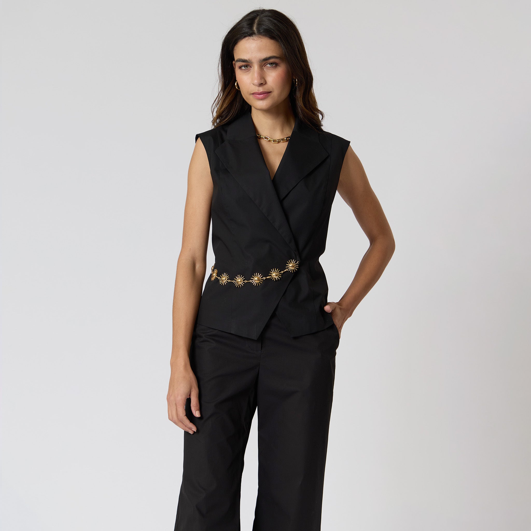 Blusa Negra con Cinturon