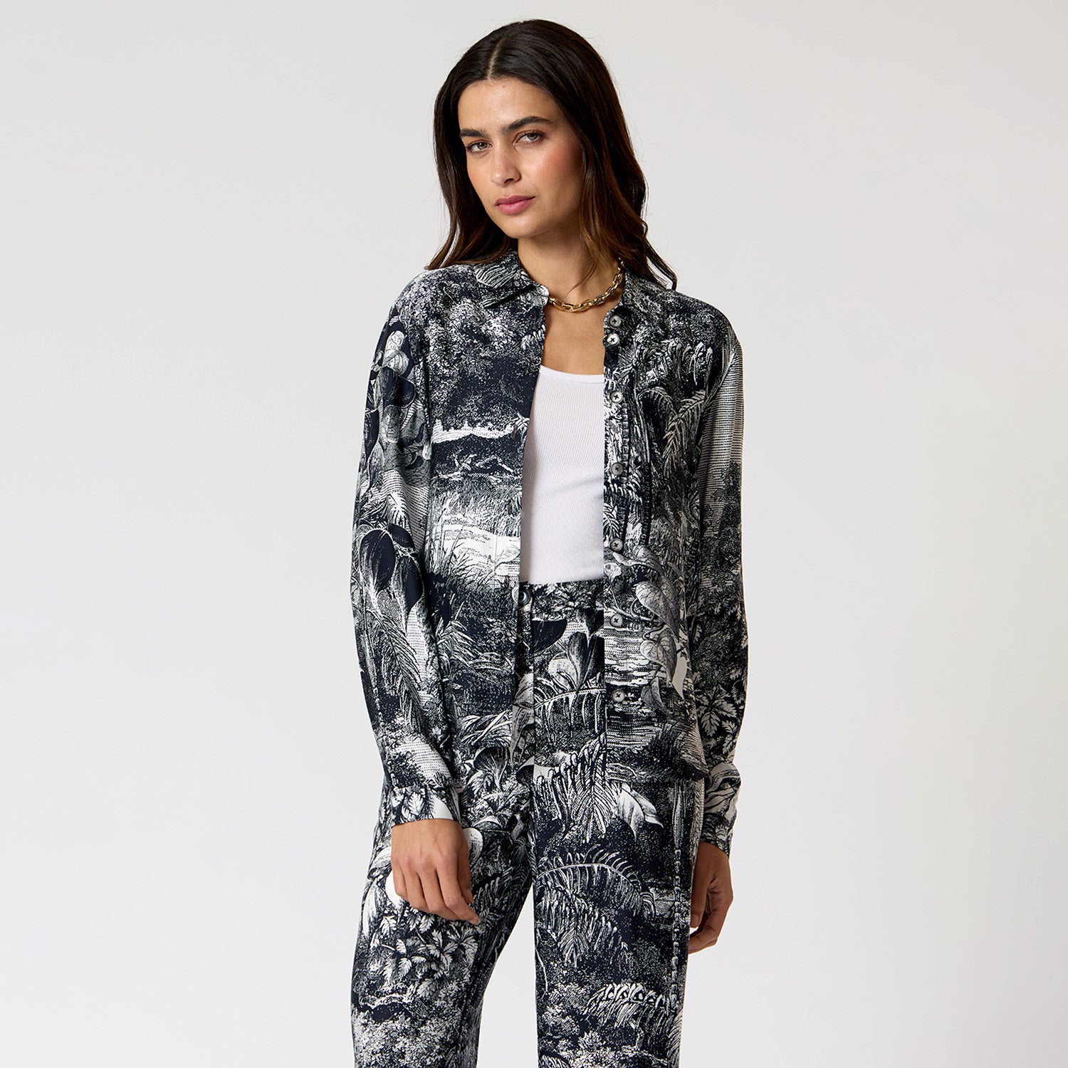 Blusa Camisera Negra