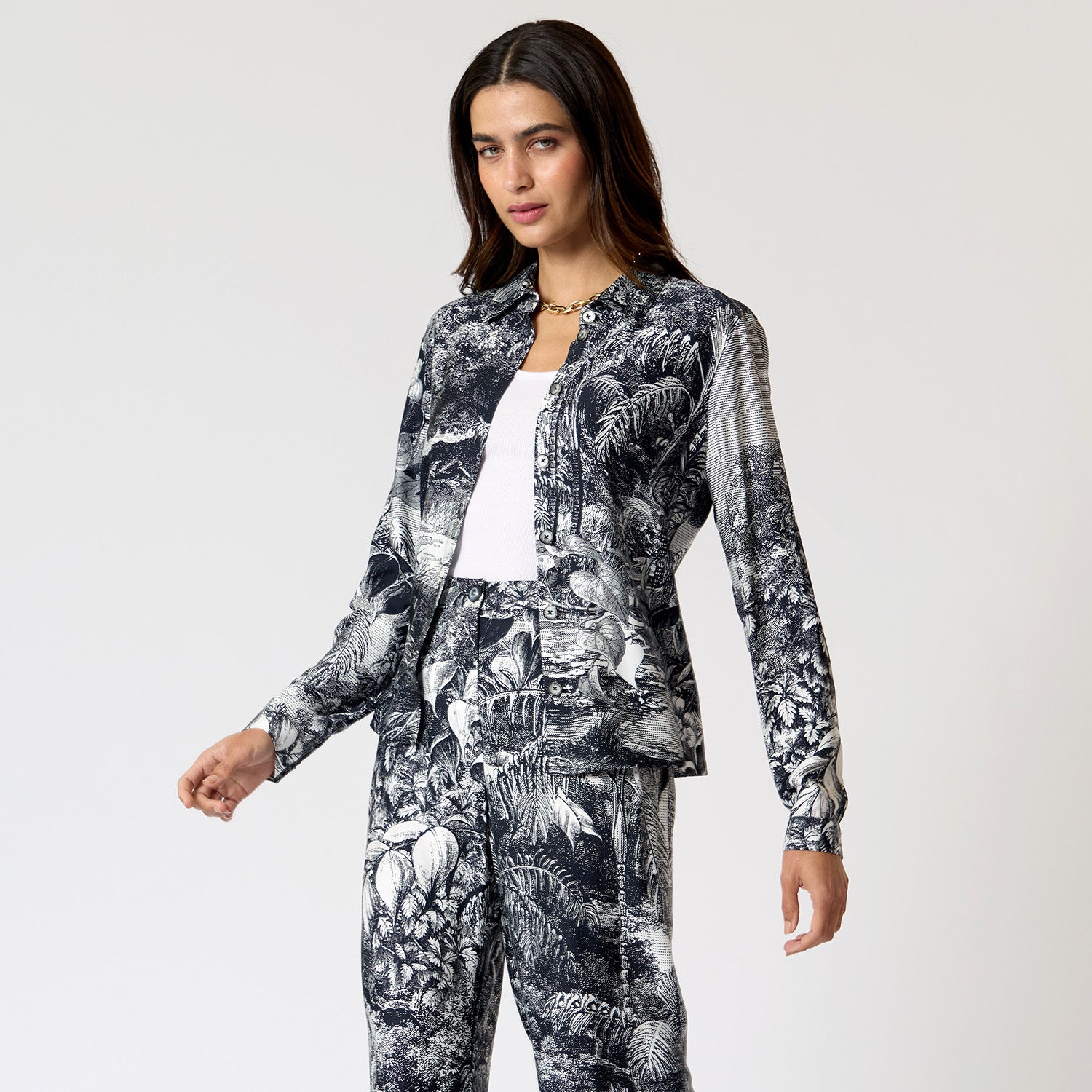 Blusa Camisera Negra