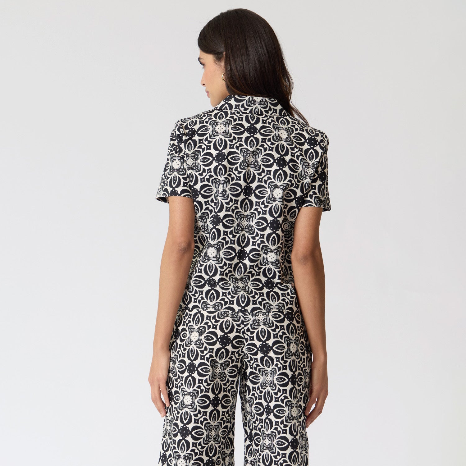 Blusa Negra Estampada