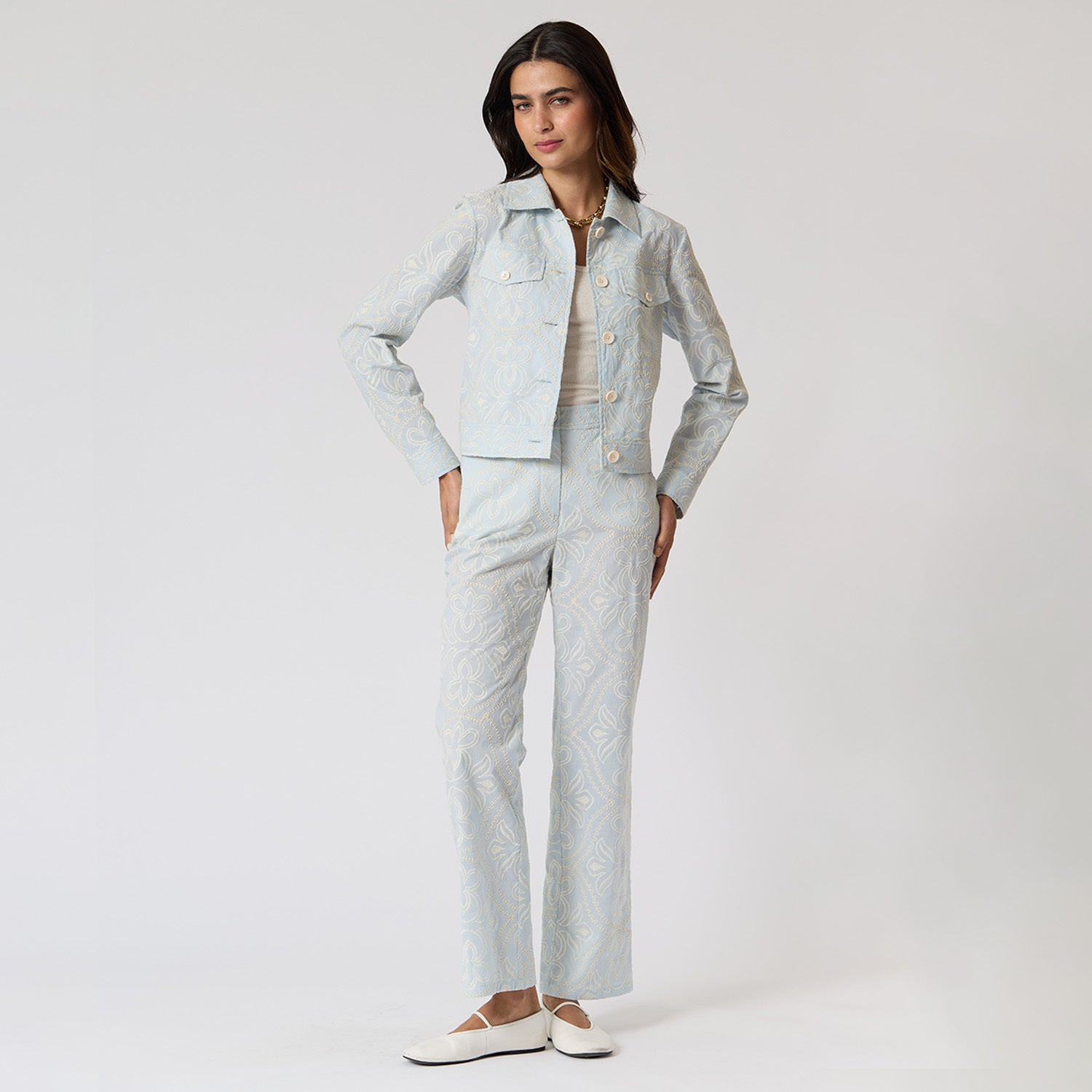 Pantalón Azul Cielo Bordado