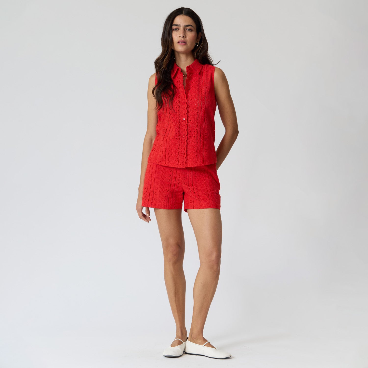 Blusa Roja Bordada