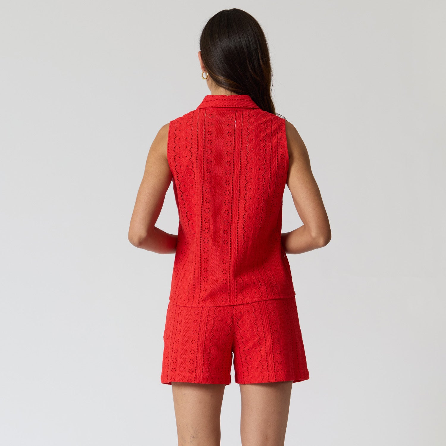 Blusa Roja Bordada