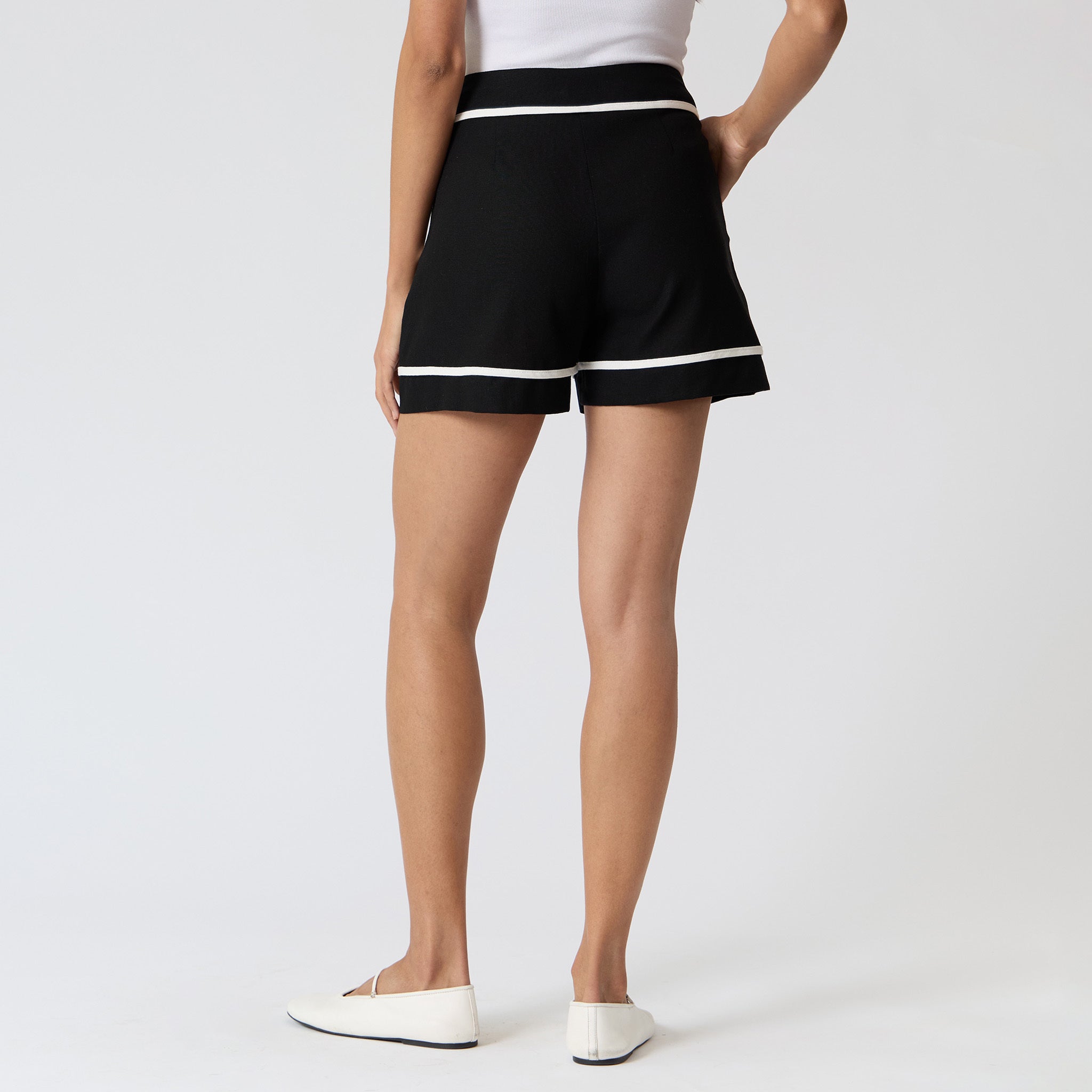 Short Negro Bies Blancos