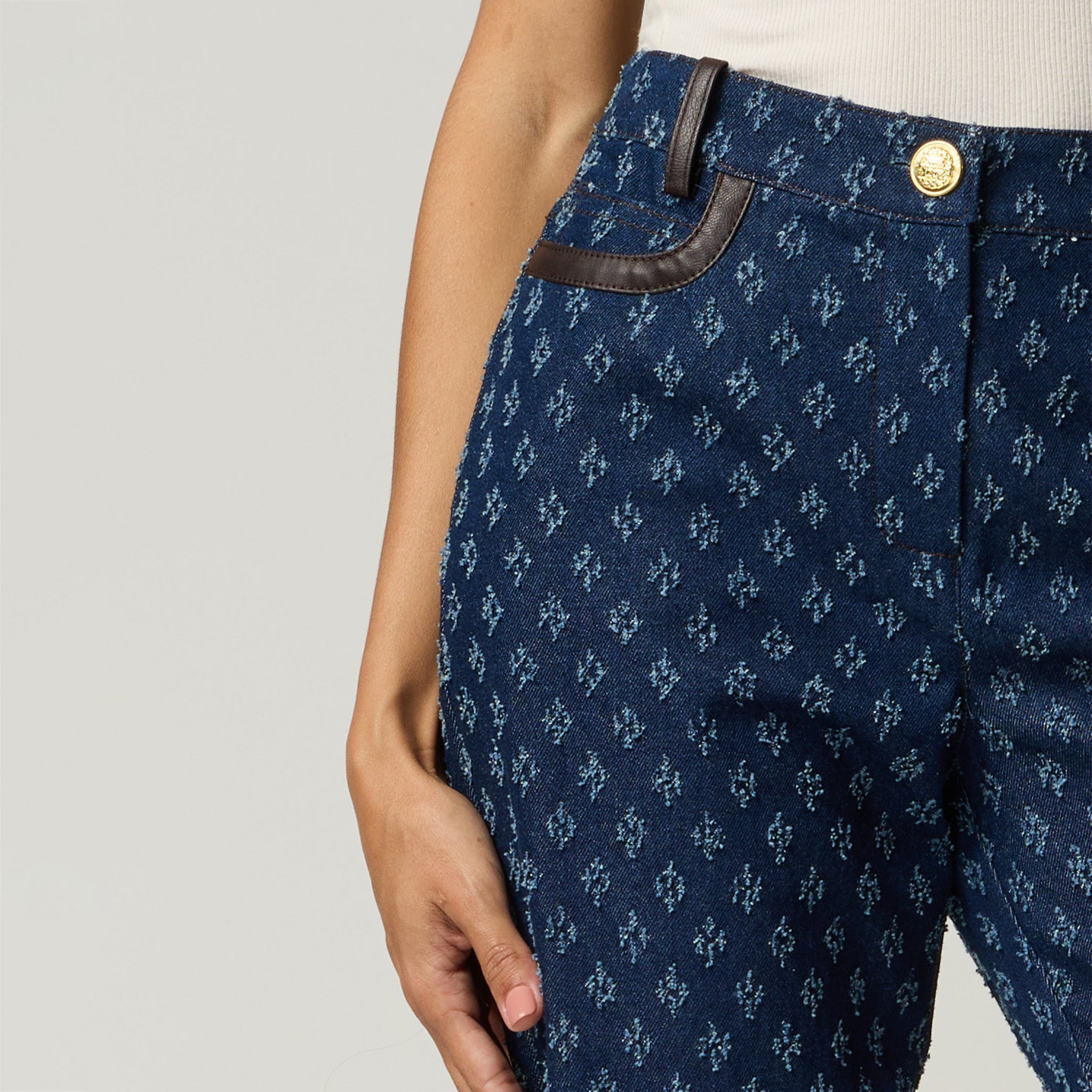Pantalón Mezclilla y Tacto Piel