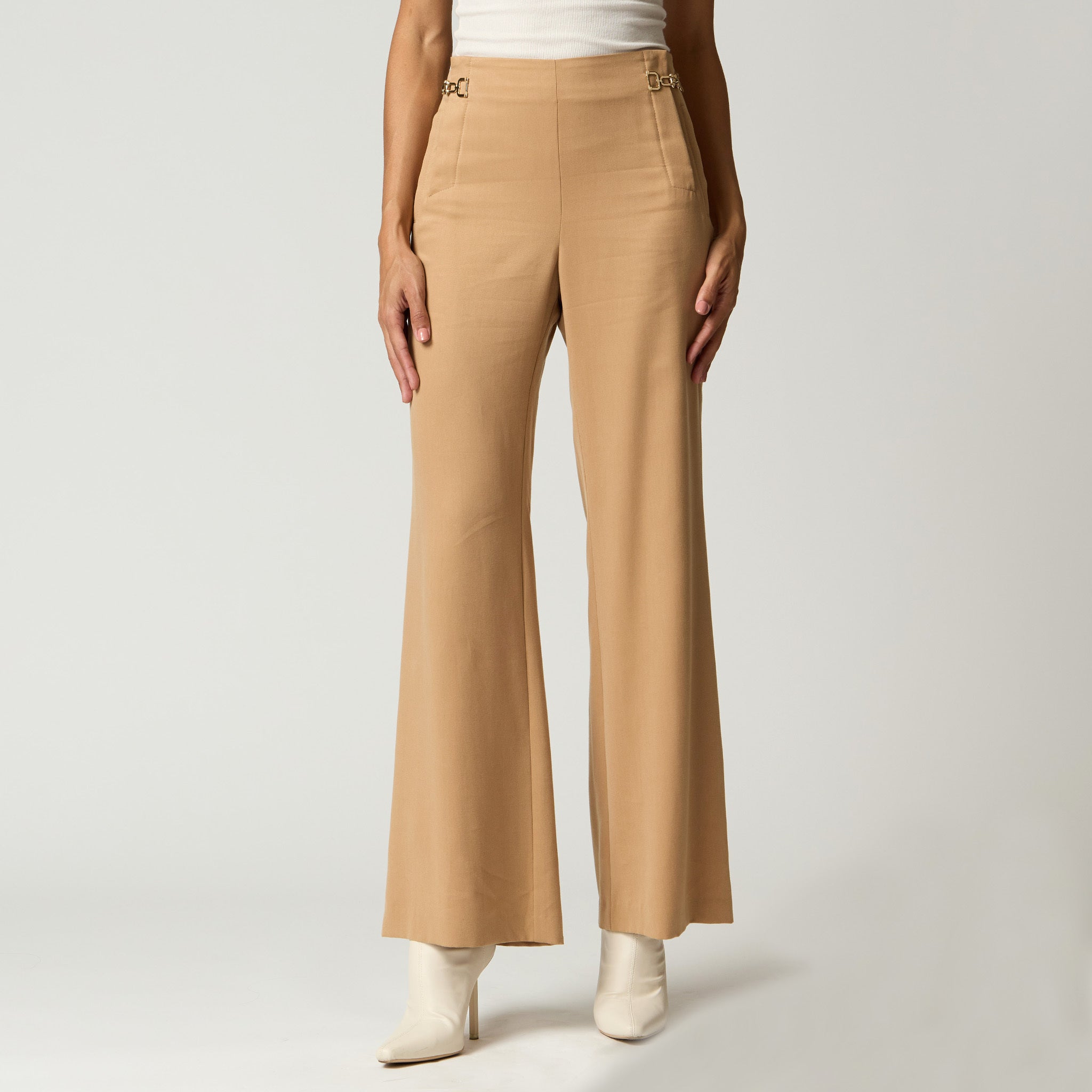 Pantalón Herrajes Camel