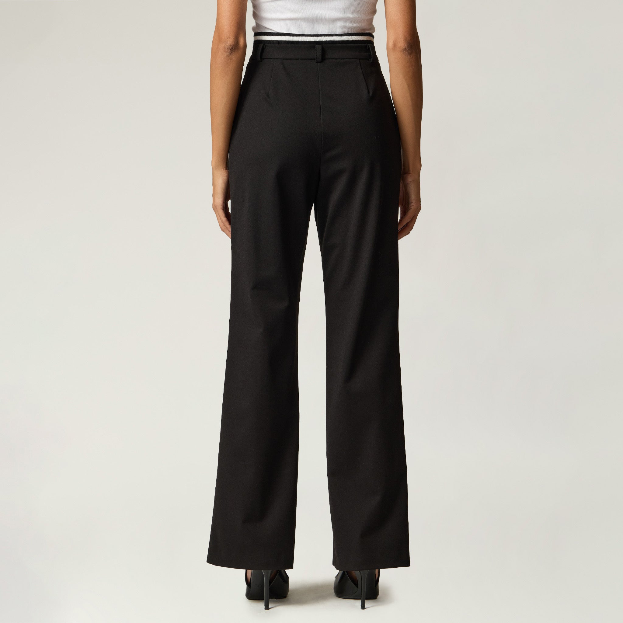 Pantalon Negro con Cierre Criteria