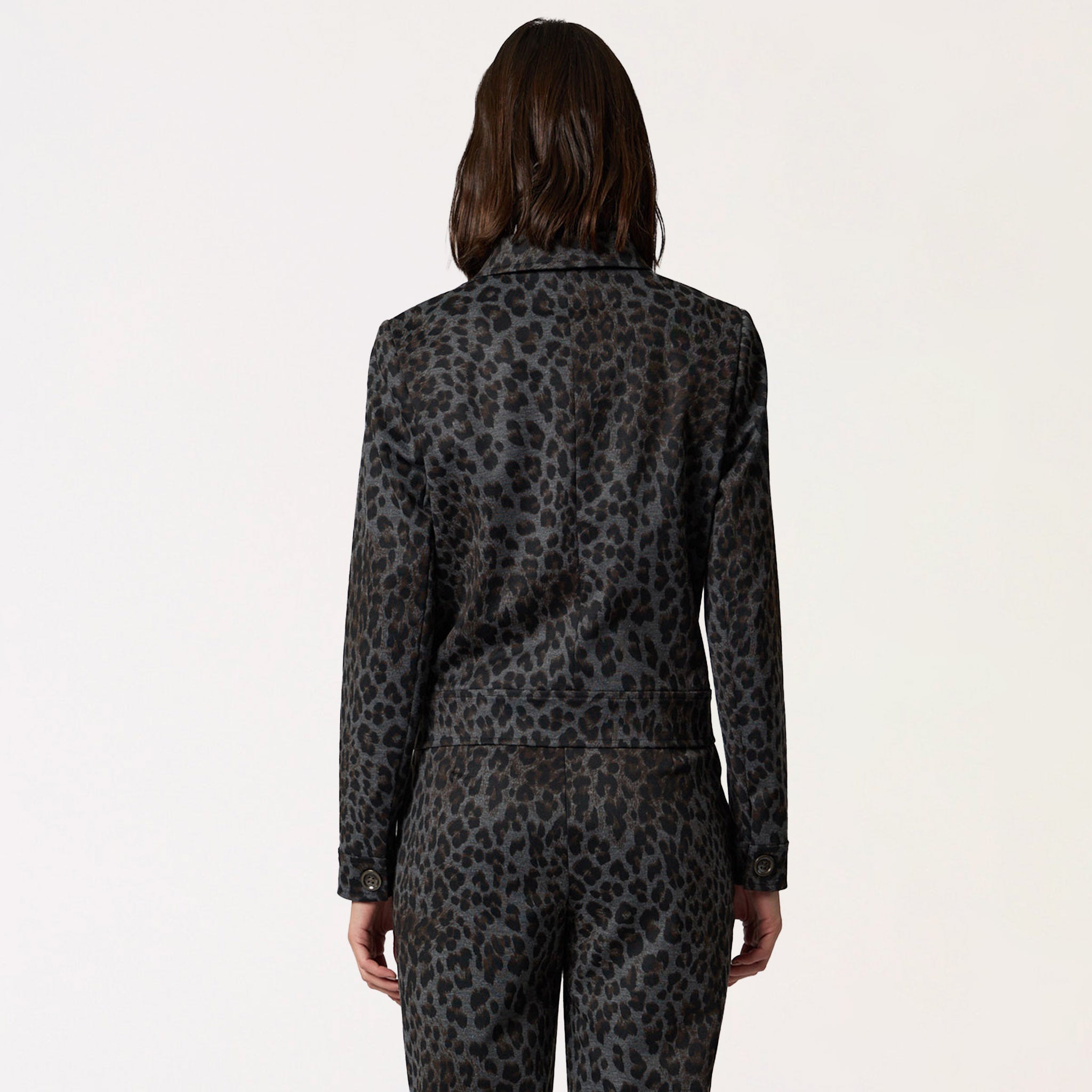 Chamarra Gris Animal Print