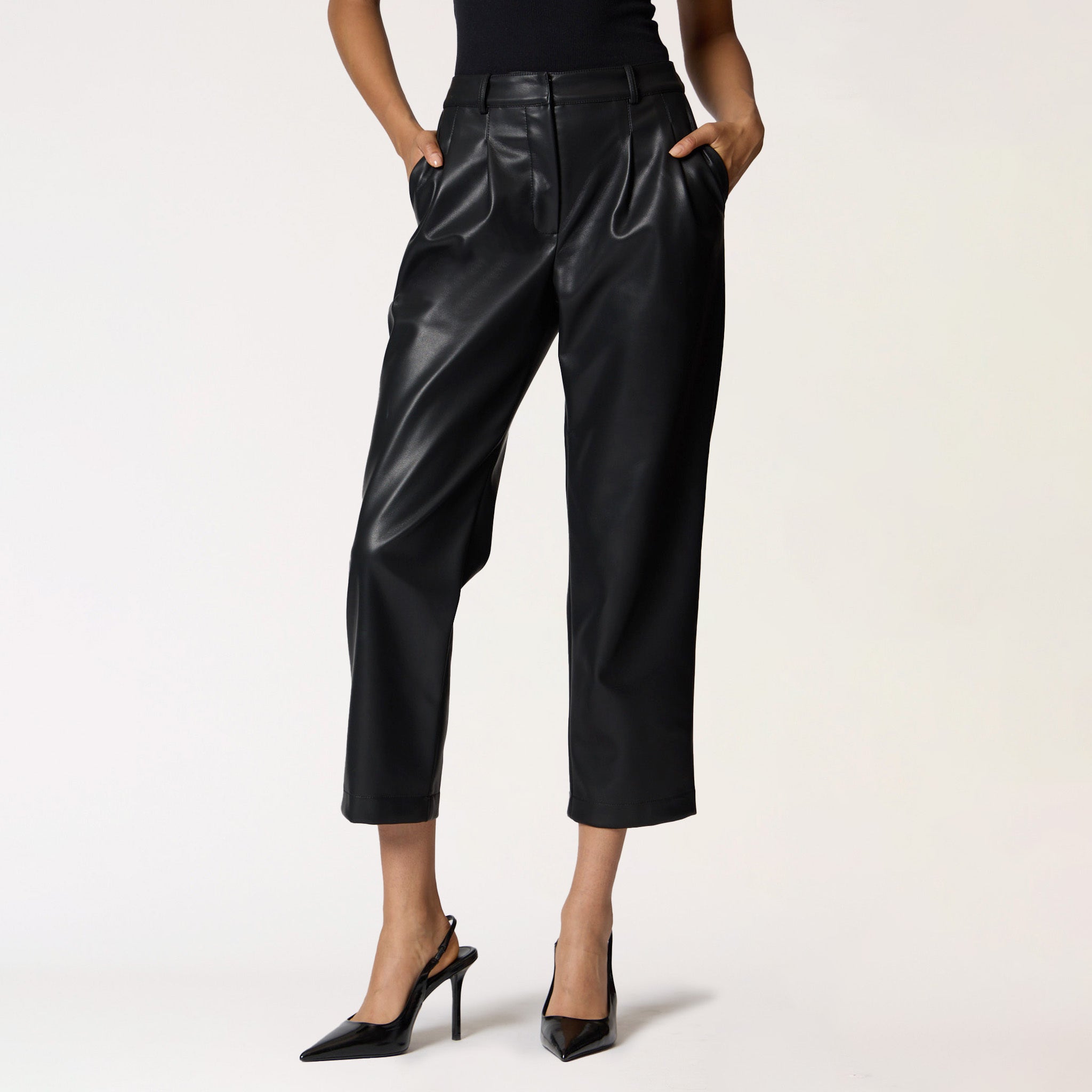 Pantalón Negro Vinipiel
